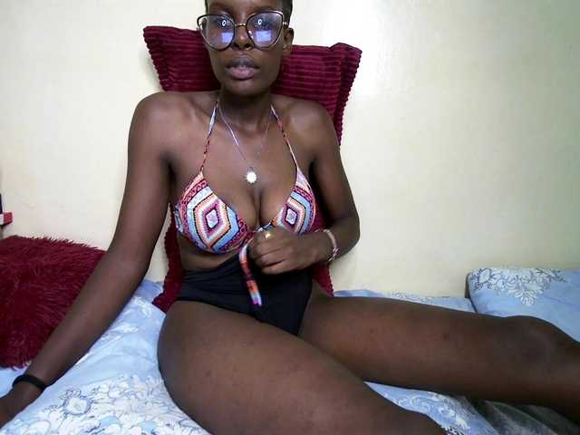 hott-ass's BongaCams show and profile