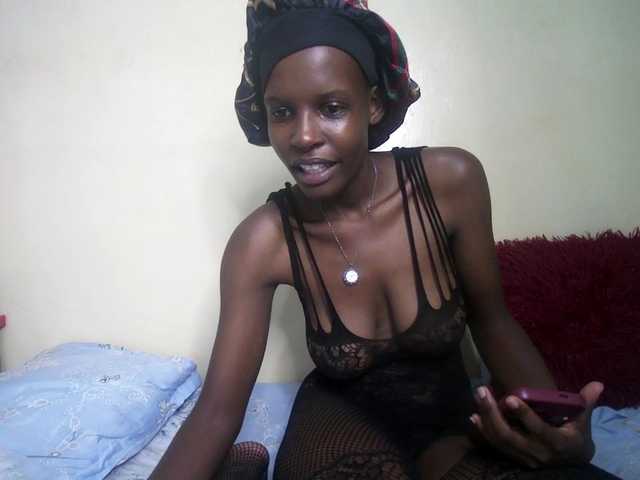 hott-ass's BongaCams show and profile