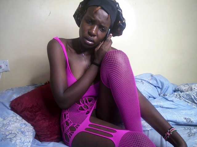 hott-ass's BongaCams show and profile