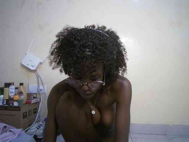 hott-ass webcam