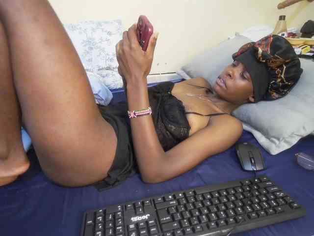hott-ass webcam