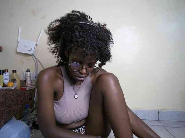 hott-ass webcam