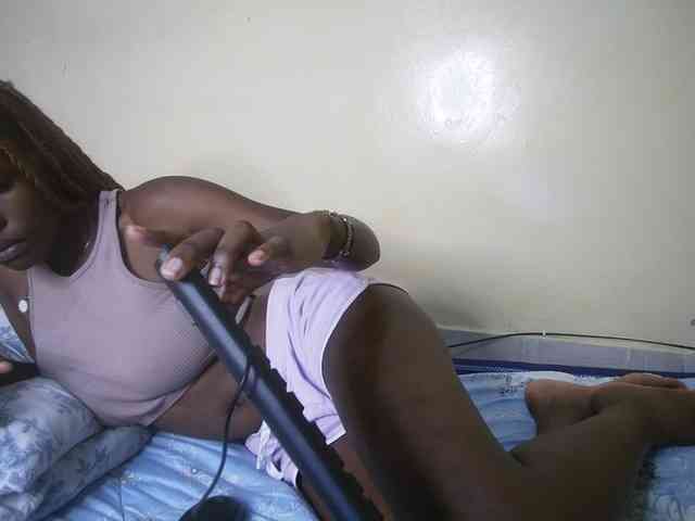 hott-ass webcam