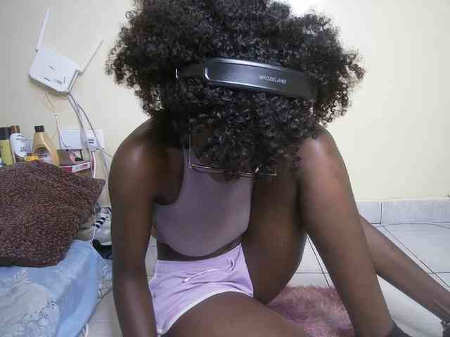 hott-ass webcam