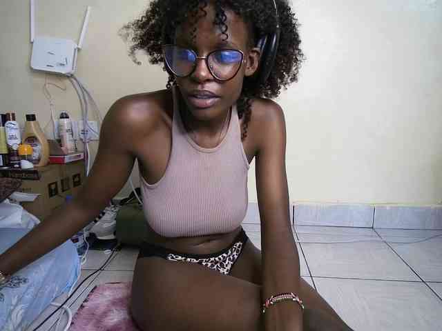hott-ass webcam