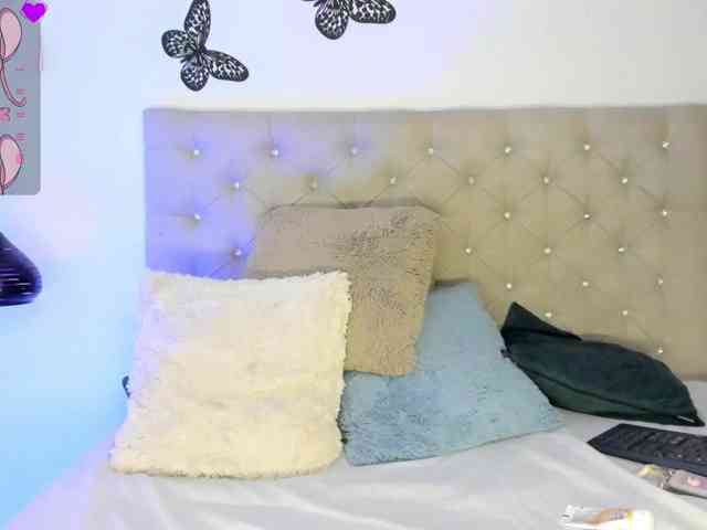 QueenBoostyBig webcam
