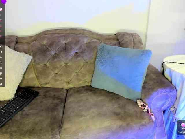 QueenBoostyBig webcam