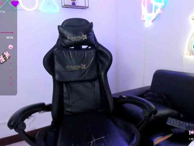 QueenBoostyBig webcam