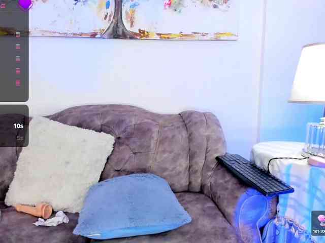 QueenBoostyBig webcam