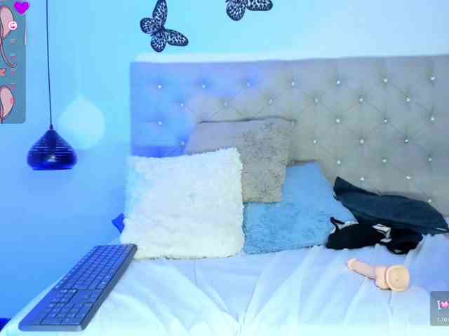 QueenBoostyBig webcam