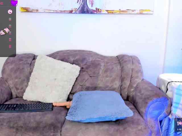 QueenBoostyBig webcam