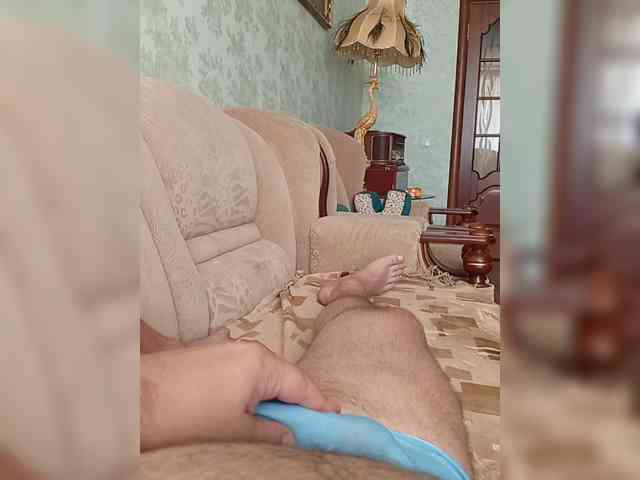 Donkihot1403's cam show statistics and live stream