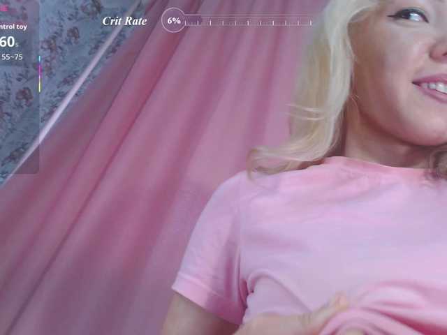 AlexandraXKitty live cam on BongaCams