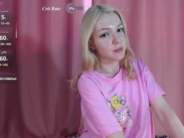 AlexandraXKitty live cam on BongaCams