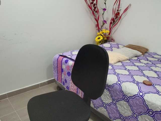 gabby-michels live cam on BongaCams