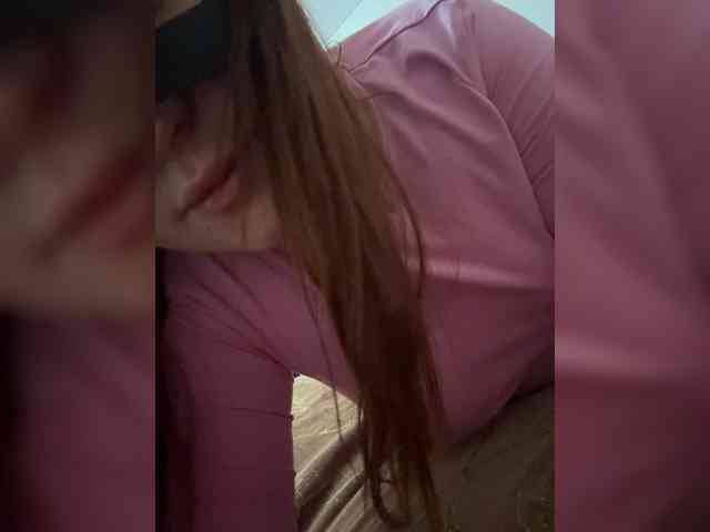 Lizzy_swetty webcam