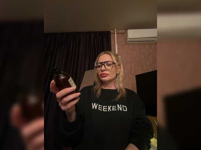 Kirakoks's BongaCams show and profile