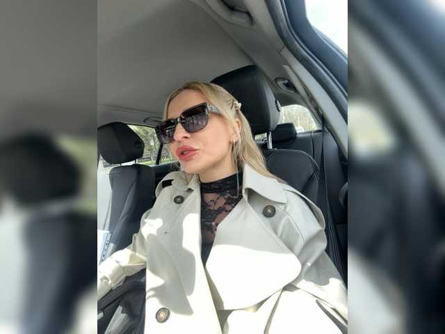 Kirakoks's BongaCams show and profile