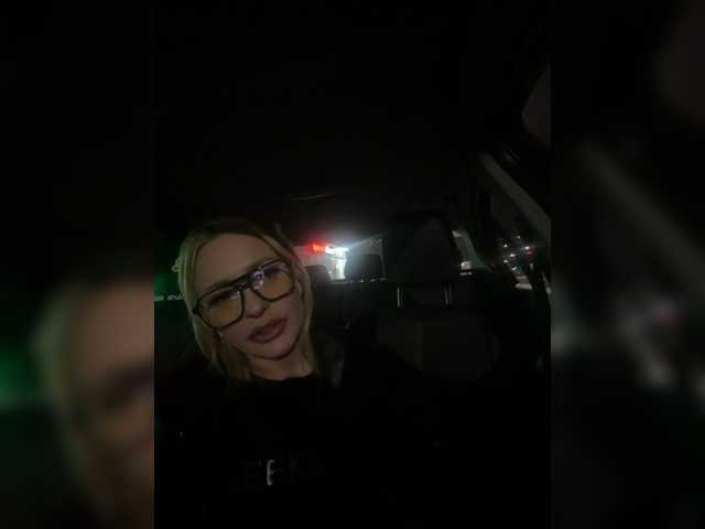 Kirakoks's BongaCams show and profile