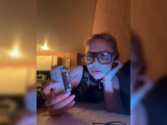 Kirakoks's BongaCams show and profile