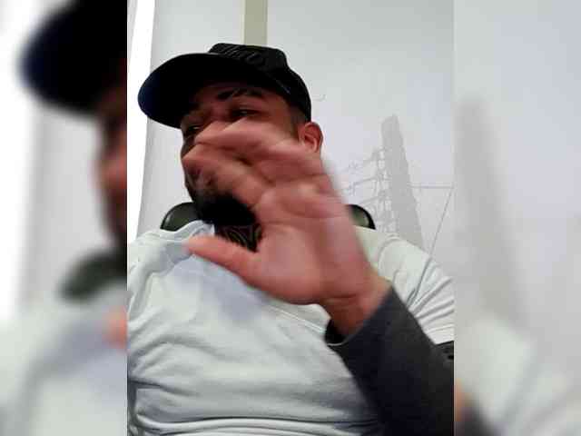 Albert-Amin Live Webcam on BongaCams