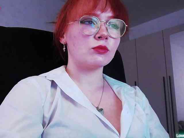 MadamBDSM webcam