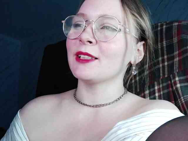 MadamBDSM webcam