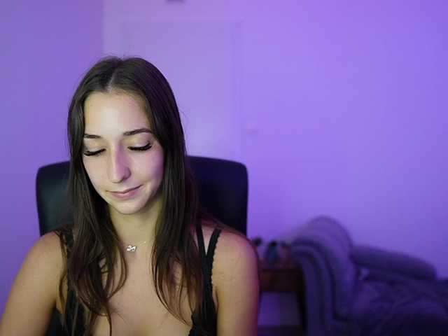 Crystalbrunette18