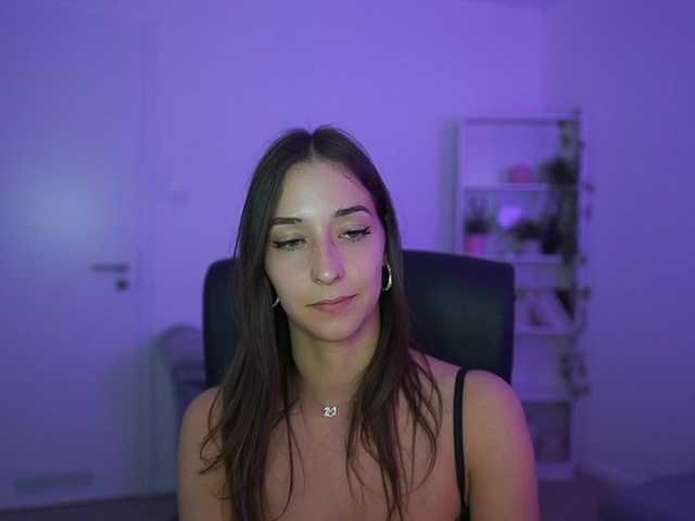 Crystalbrunette18
