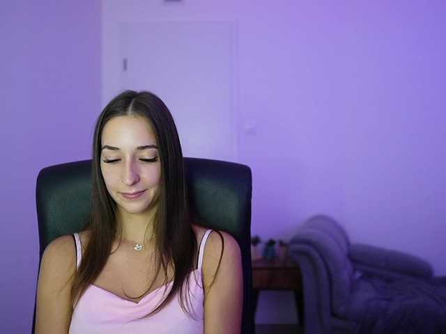 Crystalbrunette18