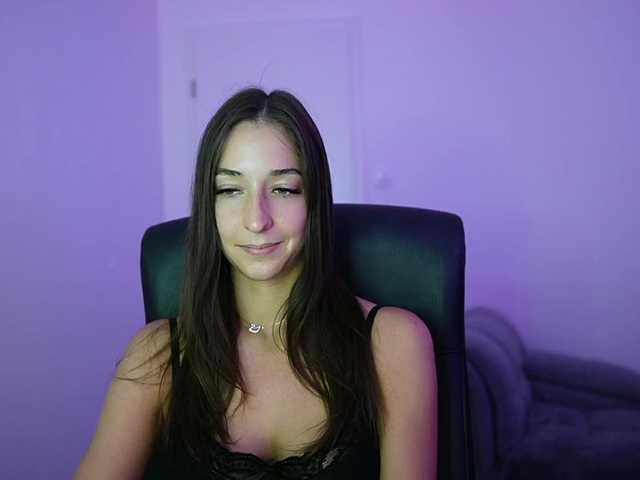 Crystalbrunette18
