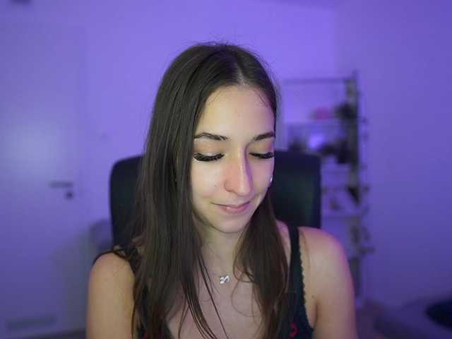 Crystalbrunette18