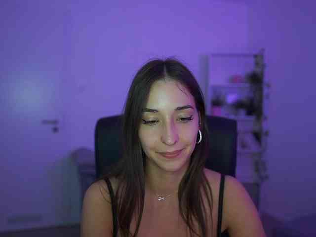 Crystalbrunette18