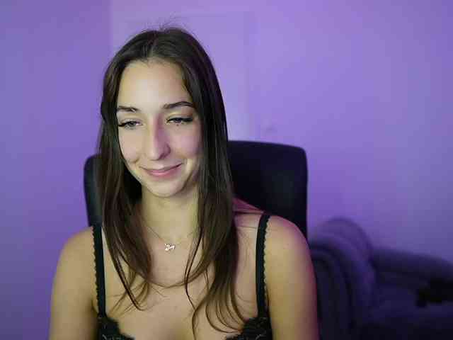 Crystalbrunette18