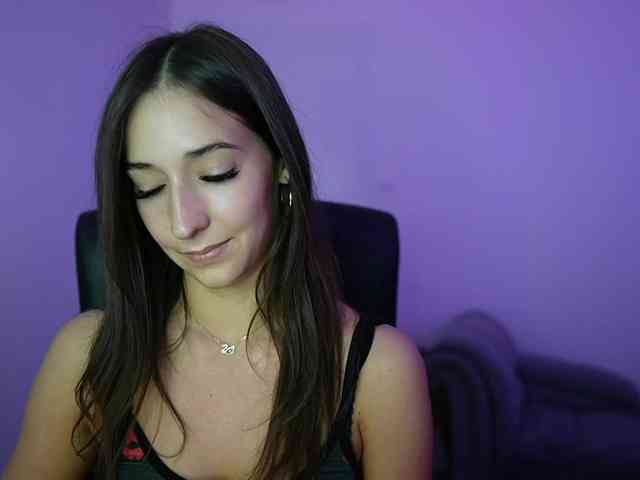 Crystalbrunette18