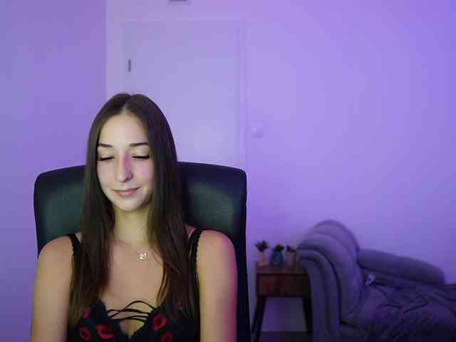 Crystalbrunette18 webcam