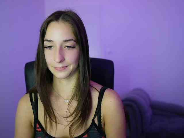 Crystalbrunette18