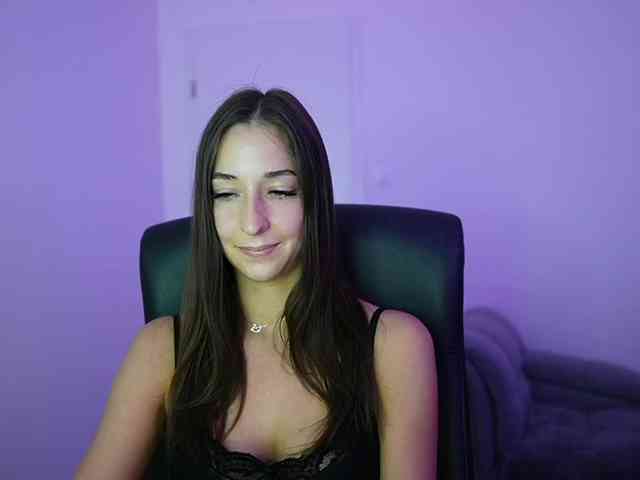 Crystalbrunette18