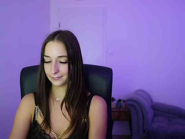 Crystalbrunette18