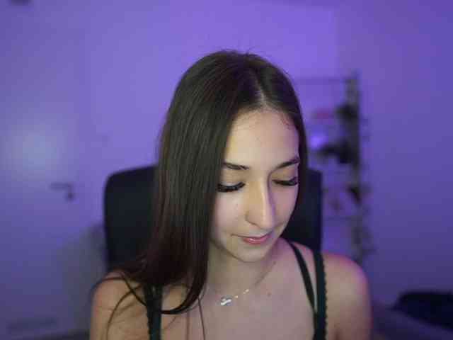 Crystalbrunette18