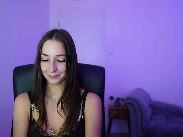 Crystalbrunette18