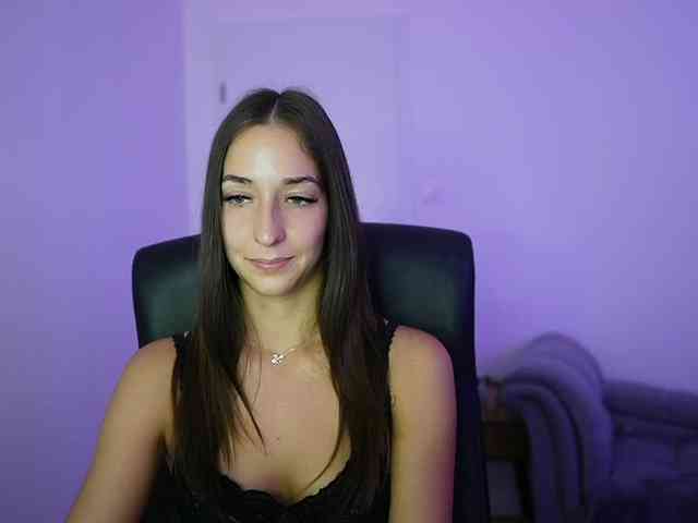 Crystalbrunette18