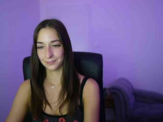 Crystalbrunette18