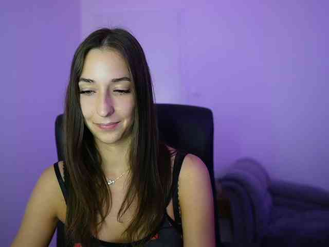 Crystalbrunette18