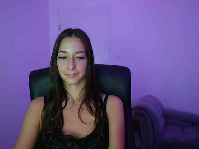 Crystalbrunette18