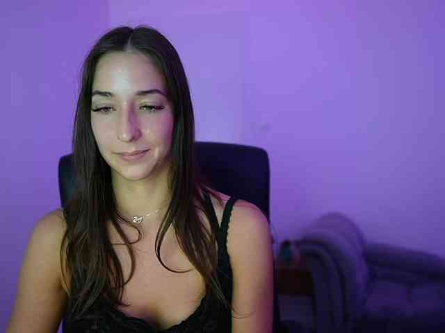 Crystalbrunette18