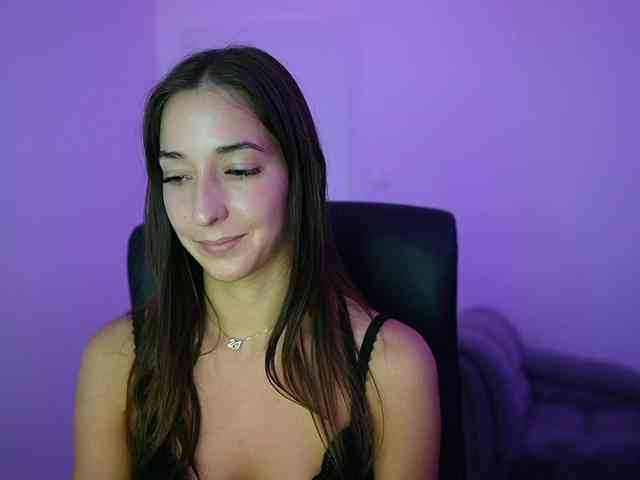 Crystalbrunette18