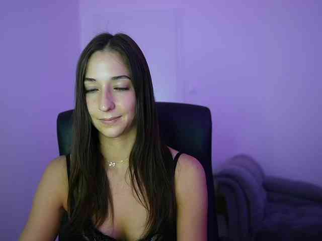 Crystalbrunette18