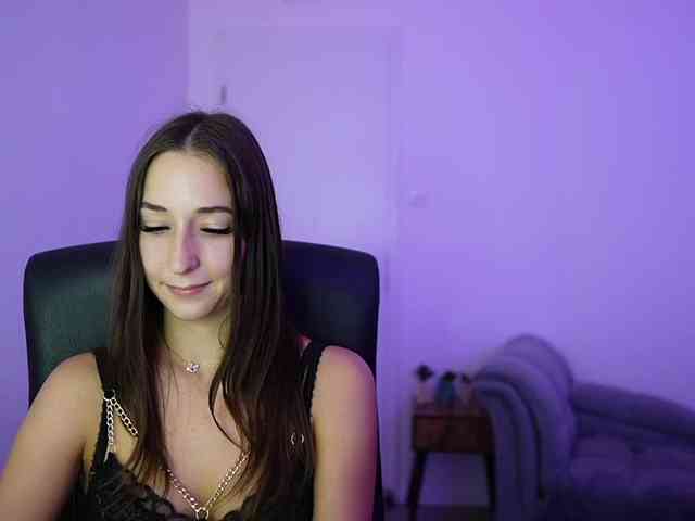 Crystalbrunette18