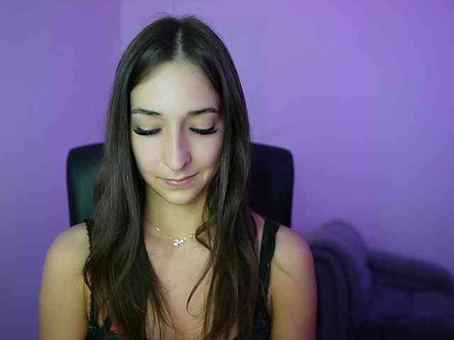 Crystalbrunette18